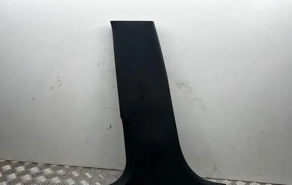 Skoda Octavia Mk2 (1Z) (B) pillar trim (bottom) 1Z0867281