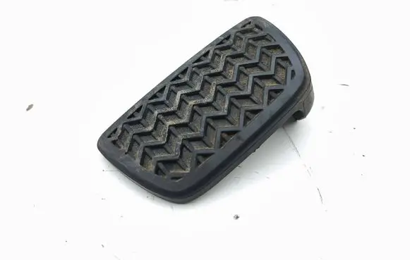 Toyota RAV 4 (XA50) Brake pedal 