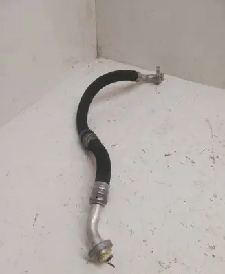 Volvo S90, V90 Air conditioning (A/C) pipe/hose 32226905