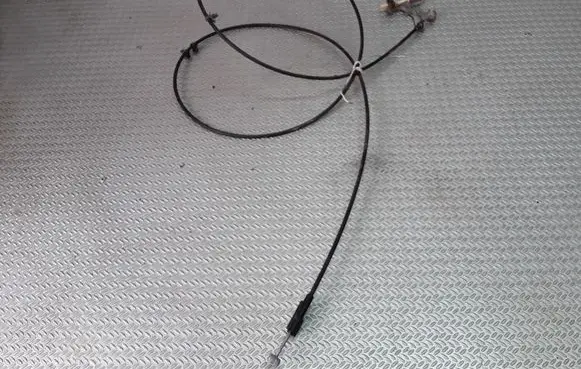 Nissan Almera Tino Fuel cap flap release cable 