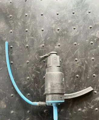 Mercedes-Benz A W168 Windscreen/windshield washer pump 2108691021