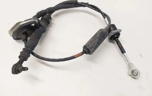 KIA Sportage Gear shift cable linkage 46790F1010