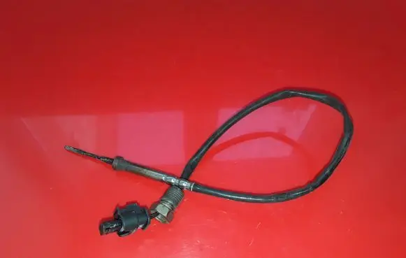 BMW 5 F10 F11 Exhaust gas temperature sensor 8589814