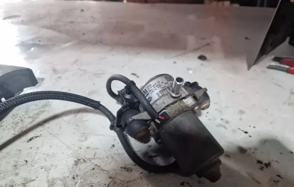Buick Encore I Secondary air pump 95073599