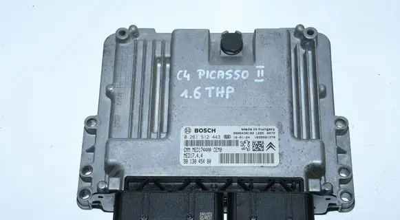 Citroen C4 II Picasso Engine control unit/module 9813045480