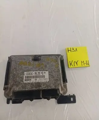 Audi A3 S3 8L Engine control unit/module 06A906018AQ 0261204678