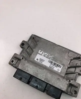 Renault Zoe Engine control unit/module 237D40155R