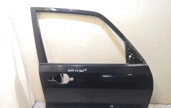 Mitsubishi Pajero Front door