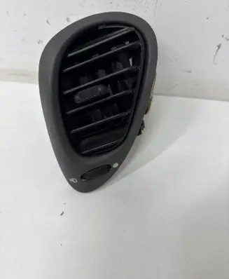 Ford Fiesta Dashboard side air vent grill/cover trim A018B09A