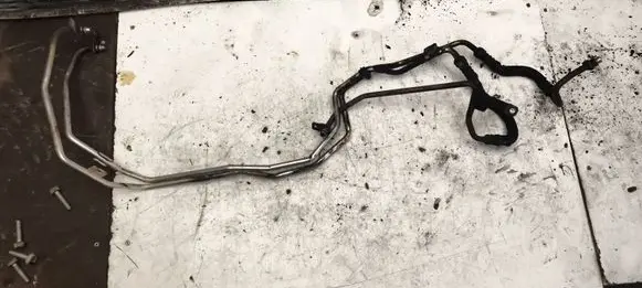Audi A4 S4 B8 8K Power steering hose/pipe/line 