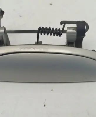 Rear door exterior handle/bracket