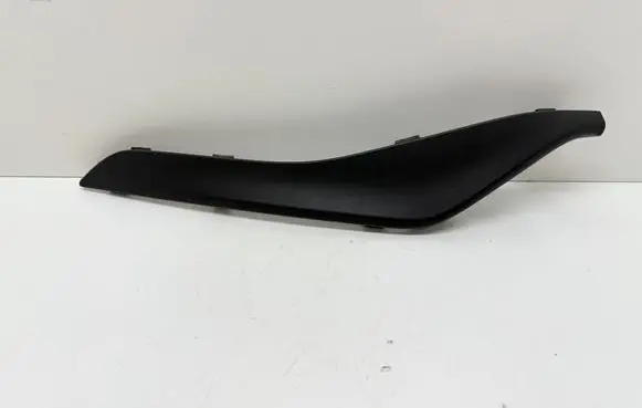 Volvo XC60 Front bumper splitter molding 31352459