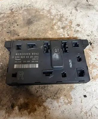 Mercedes-Benz Vito Viano W639 Engine control unit/module 6398200326 356170 ZGS004