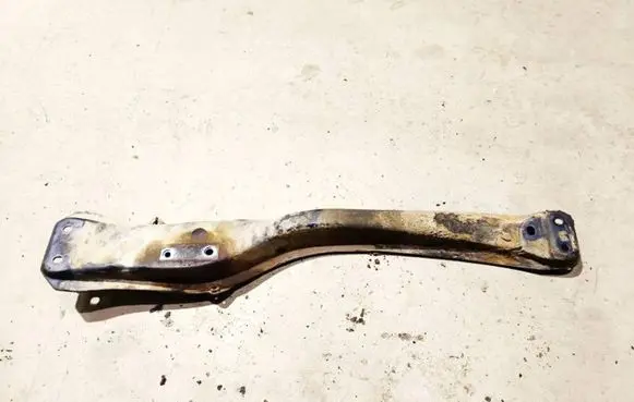 Toyota Avensis T220 Front subframe