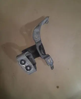 Audi A4 S4 B7 8E 8H Tailgate/trunk/boot hinge 8E9827300E