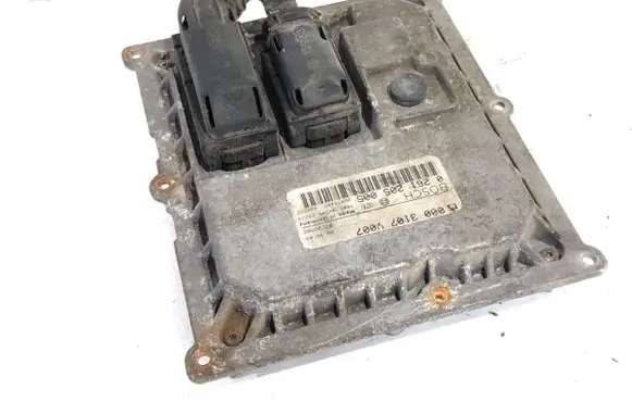 Smart ForTwo I Engine control unit/module ECU 0261205005