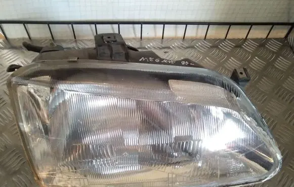 Renault Megane I Headlight/headlamp