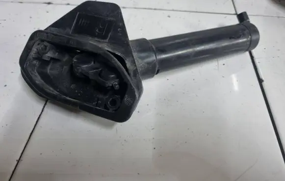 Opel Astra J Windshield washer spray nozzle 13258408 495014821