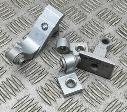 BMW X1 F48 F49 Rear door hinge set 7246061 7246063