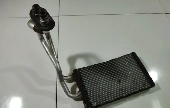Suzuki Grand Vitara II A/C cooling radiator (condenser) 