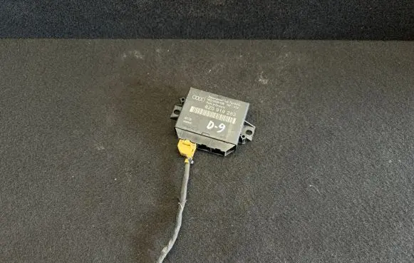 Audi A6 S6 C5 4B Parking PDC control unit/module 8Z0919283