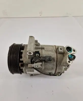 Renault Captur Air conditioning (A/C) compressor (pump) 926000734R