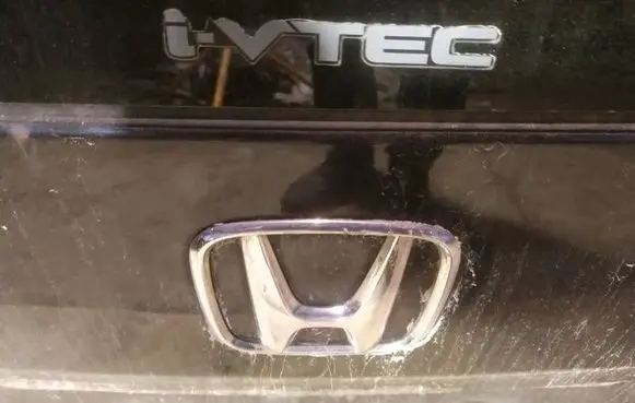 Honda FR-V Manufacturer badge logo/emblem 