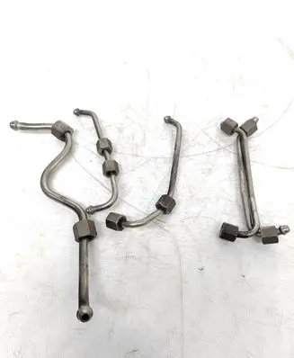 BMW 5 E60 E61 Fuel injector supply line/pipe 