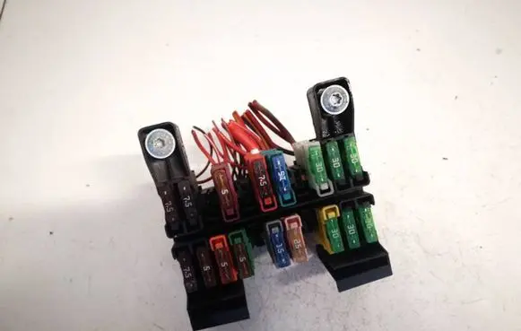 Mercedes-Benz S W221 Fuse box set 2115450301 1394331-1