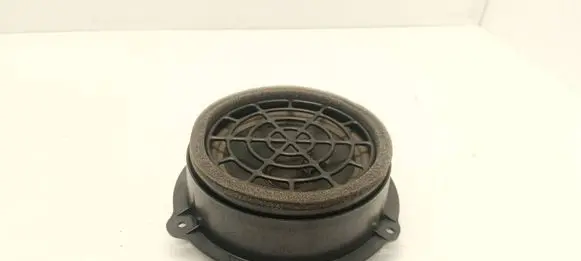 Audi Q3 8U Rear door speaker 8U0035411A