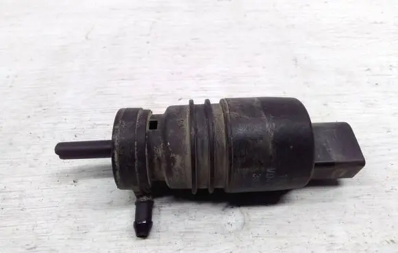 Windscreen/windshield washer pump