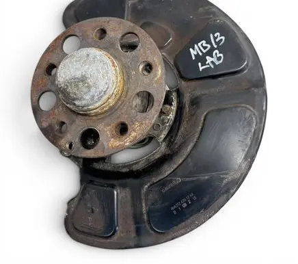 Mercedes-Benz E W212 Front wheel hub spindle knuckle A2123322401 A2123320800