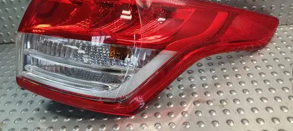 Ford Kuga II Rear/tail lights CV44-13404-BH