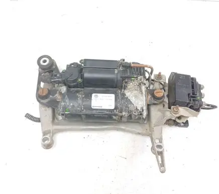 Porsche Cayenne (9PA) Air suspension compressor/pump 7L0616006F 7L0616007 15152400082