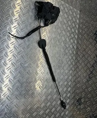 Renault Zoe Rear door lock 825037100R 40717235