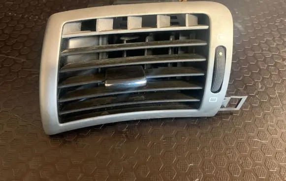 Peugeot 407 Dashboard side air vent grill/cover trim 9644589577 8738 A1010006