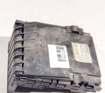 Seat Altea Fuse box cover 1k0937132f