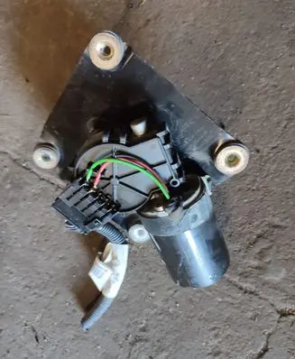 Volvo S40, V40 Wiper motor 0390241170