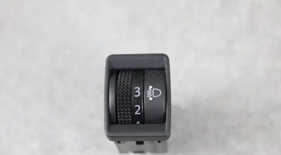 Nissan Note (E12) Headlight level height control switch 3VV2A