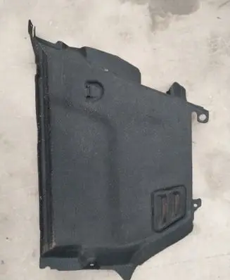Renault Clio V Trunk/boot lower side trim panel 8495501783R