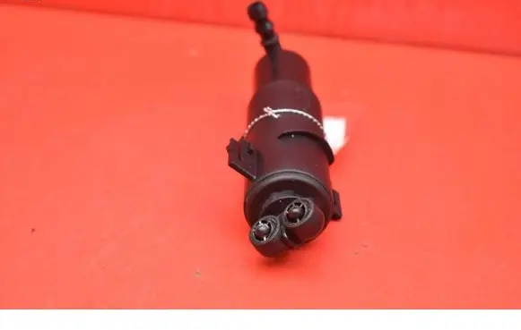 Audi A5 8T 8F Windshield washer spray nozzle 8T0955101