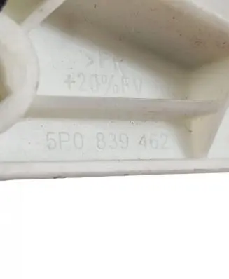 Seat Toledo III (5P) Rear window lifting mechanism without motor 5P0839462