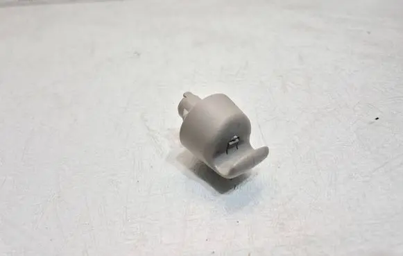 Nissan Rogue Sun visor clip/hook/bracket 964099DM0B