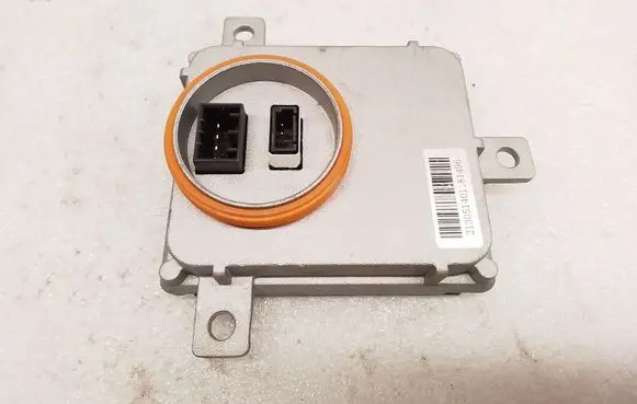 Audi Q5 SQ5 Headlight ballast module Xenon 8K0941597B 4UM154367