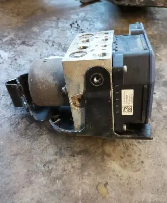 Jeep Grand Cherokee ABS Pump F120400