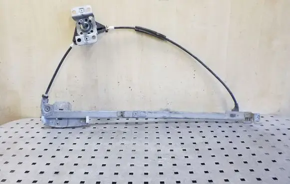 Volkswagen Transporter - Caravelle T4 Front door manual window regulator 701837501