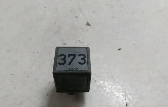 Audi A4 S4 B5 8D Other relay 8D0951253A