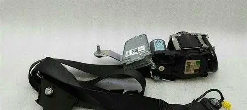 Mercedes-Benz E W212 Front seatbelt buckle A2128606885