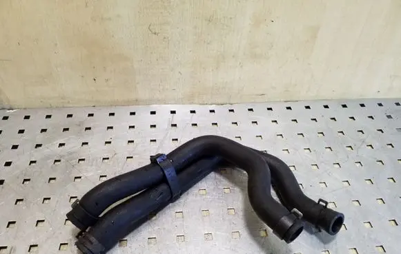 Nissan Pathfinder R51 Engine coolant pipe/hose