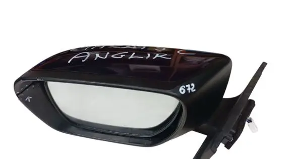Mazda 5 Front door electric wing mirror E4012284
